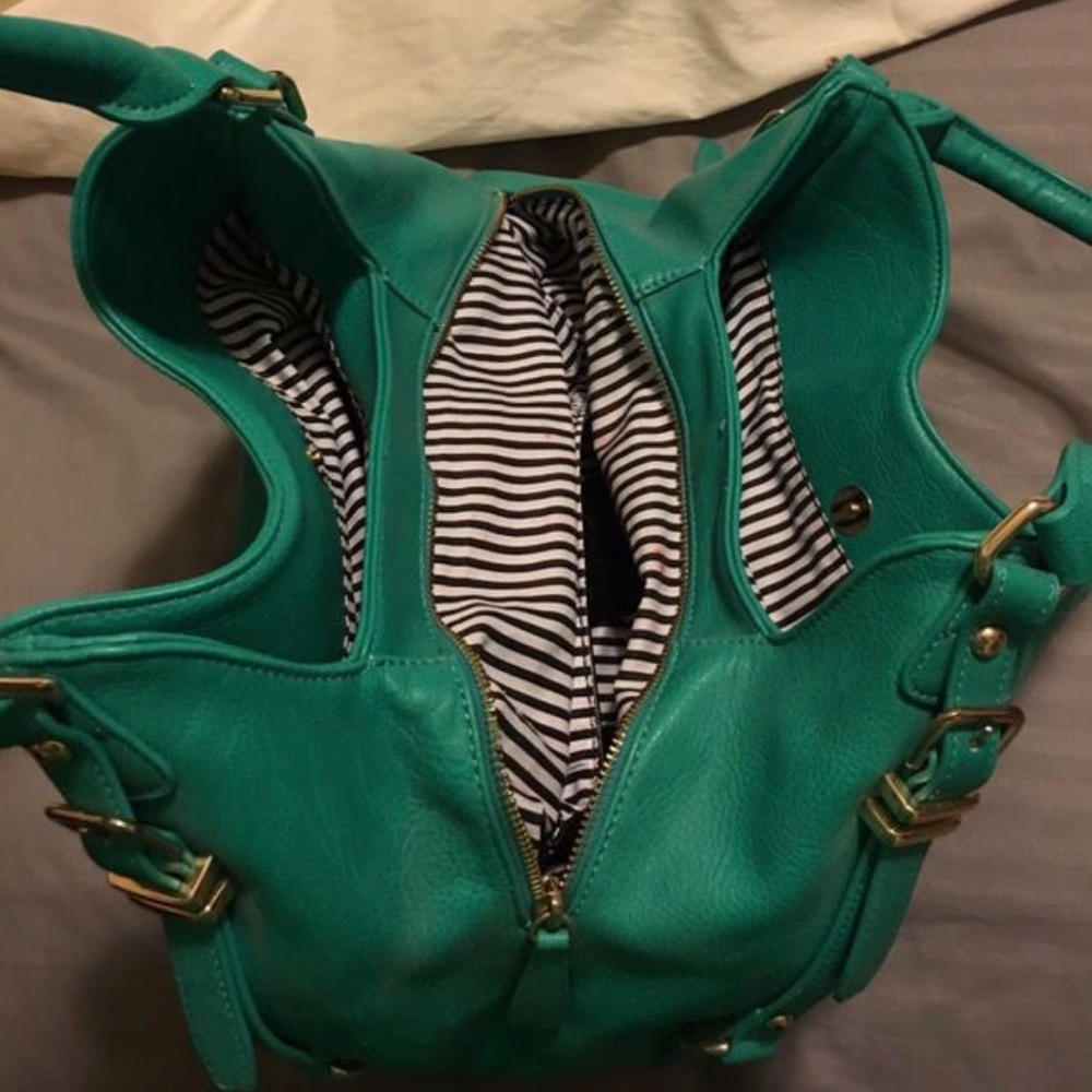 Charming Charlie purse